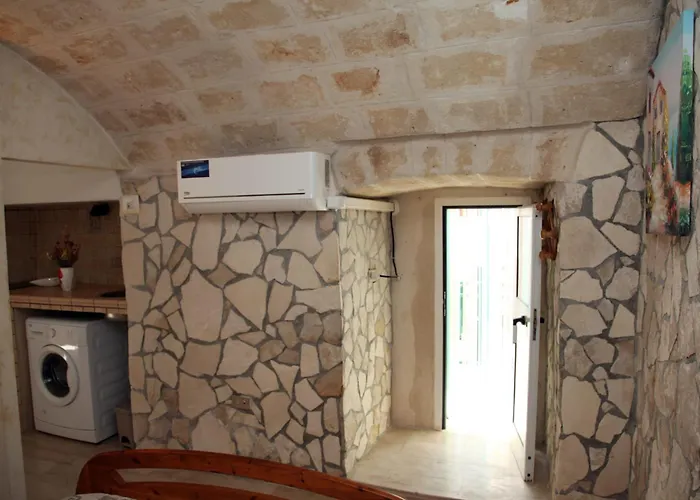 Miranda Holidays 莫诺波利